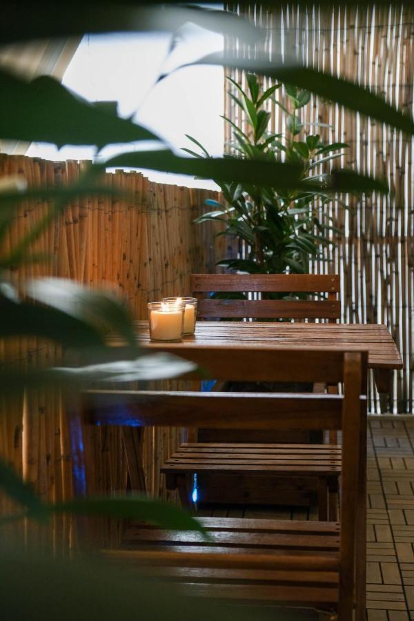 Quiet City Center Apt On A Pedestrian Street Atenas Exterior foto